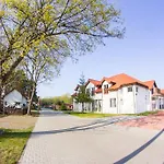 Osrodek Nad Jeziorem - Radew Üdülőpark *