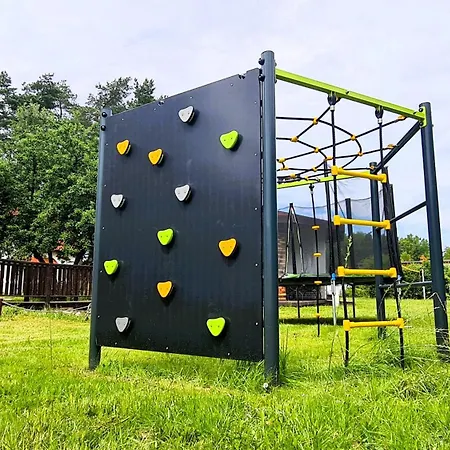 Osrodek Nad Jeziorem - Radew ホリデーパーク