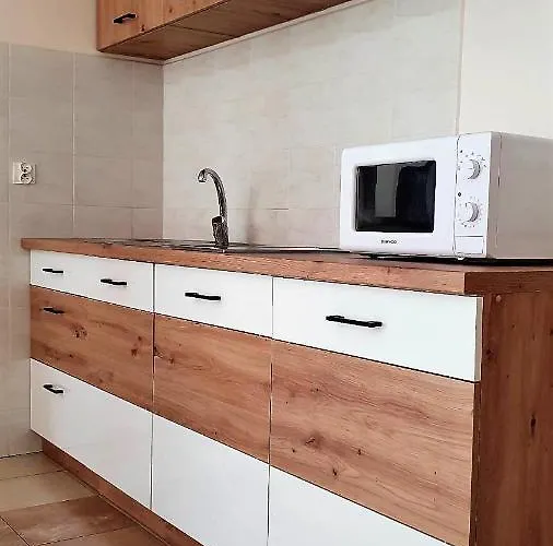 ホリデーパーク Osrodek Nad Jeziorem - Radew